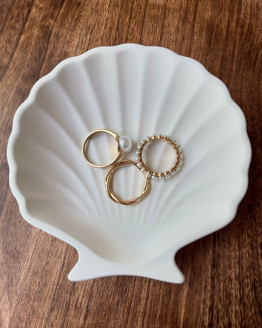 Coastal Seashell Concrete Tray
