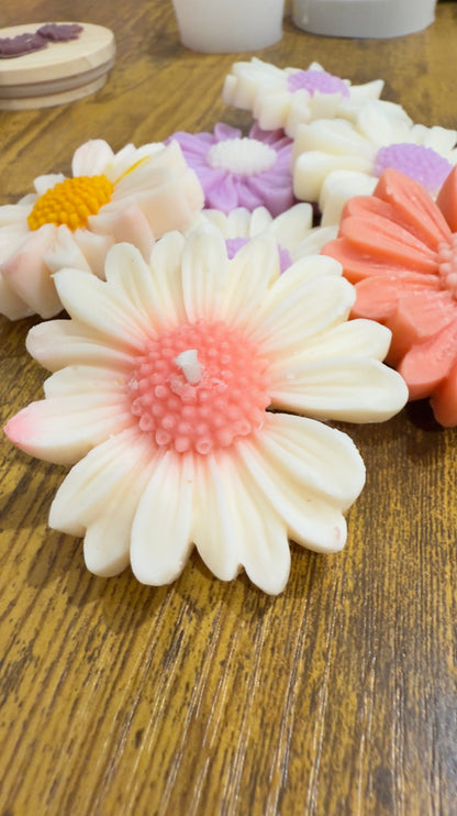 Daisy Flower Candle 🌼