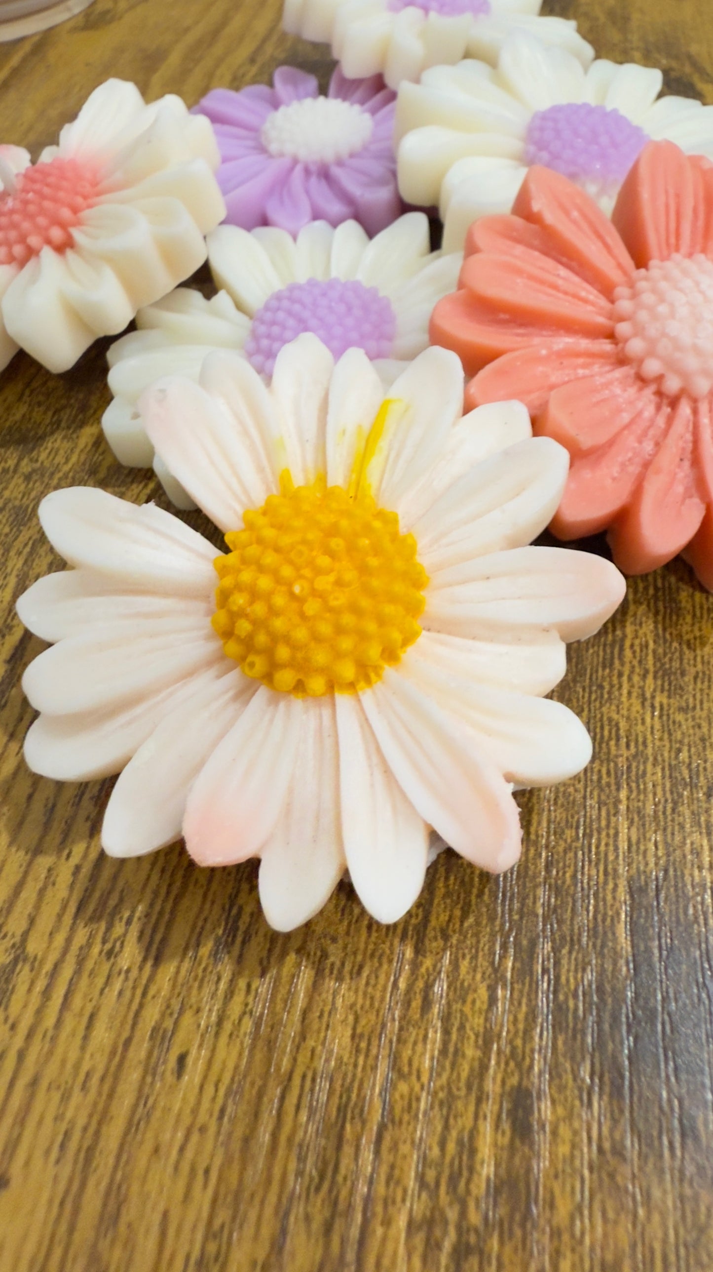 Daisy Flower Candle 🌼