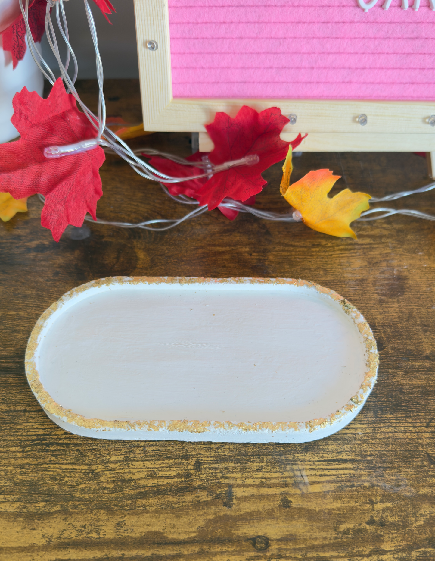 Minimalist Concrete Display Oval Tray